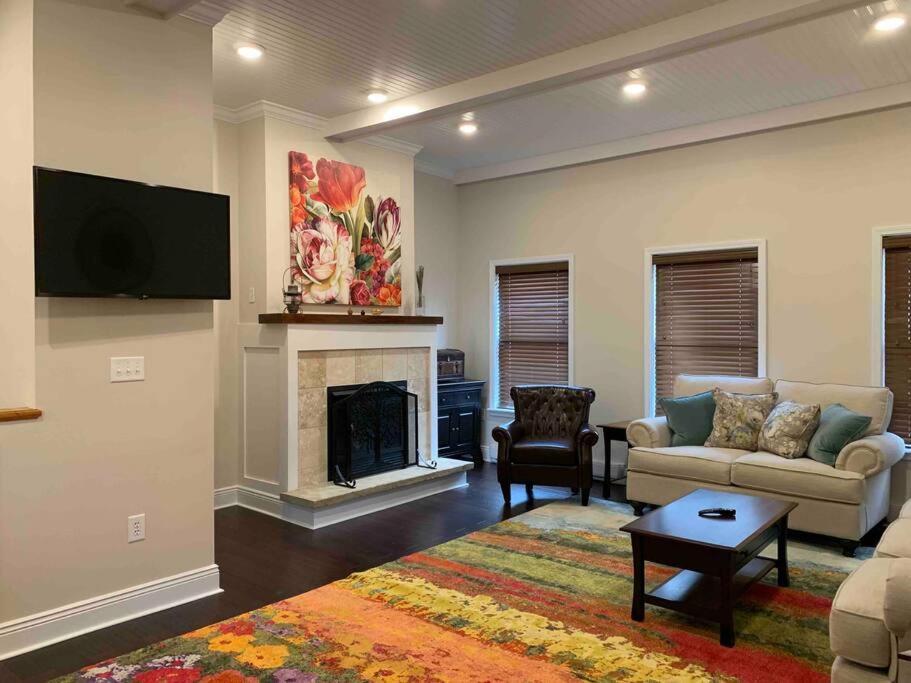 The Cast Iron Lady Apartment Wyalusing Luaran gambar